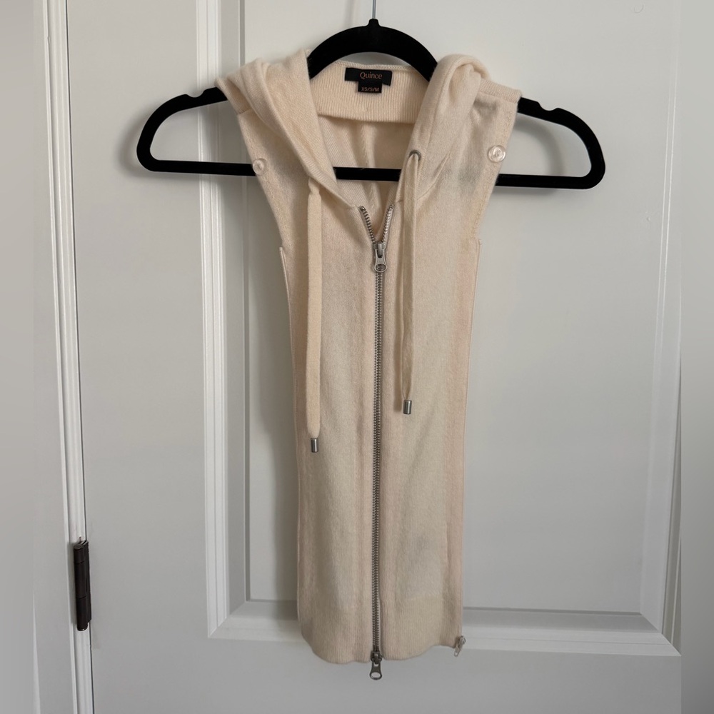 Quince Cream Hooded Zip in Dickey for Blazers - Cashmere
